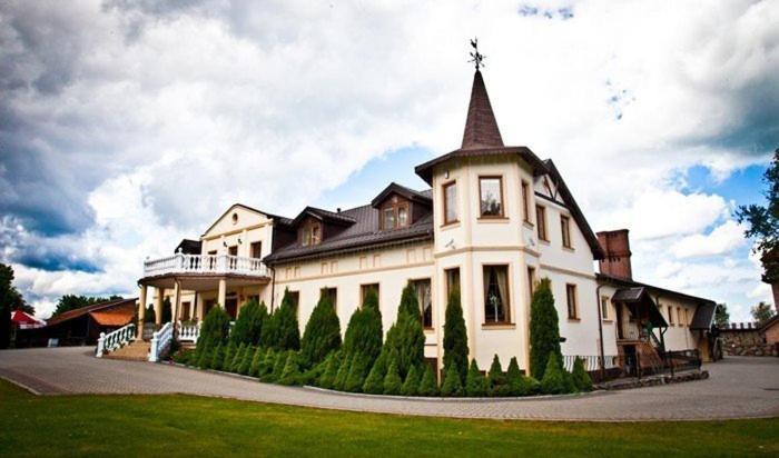 Dworek Debowko Bartoszyce Exterior photo