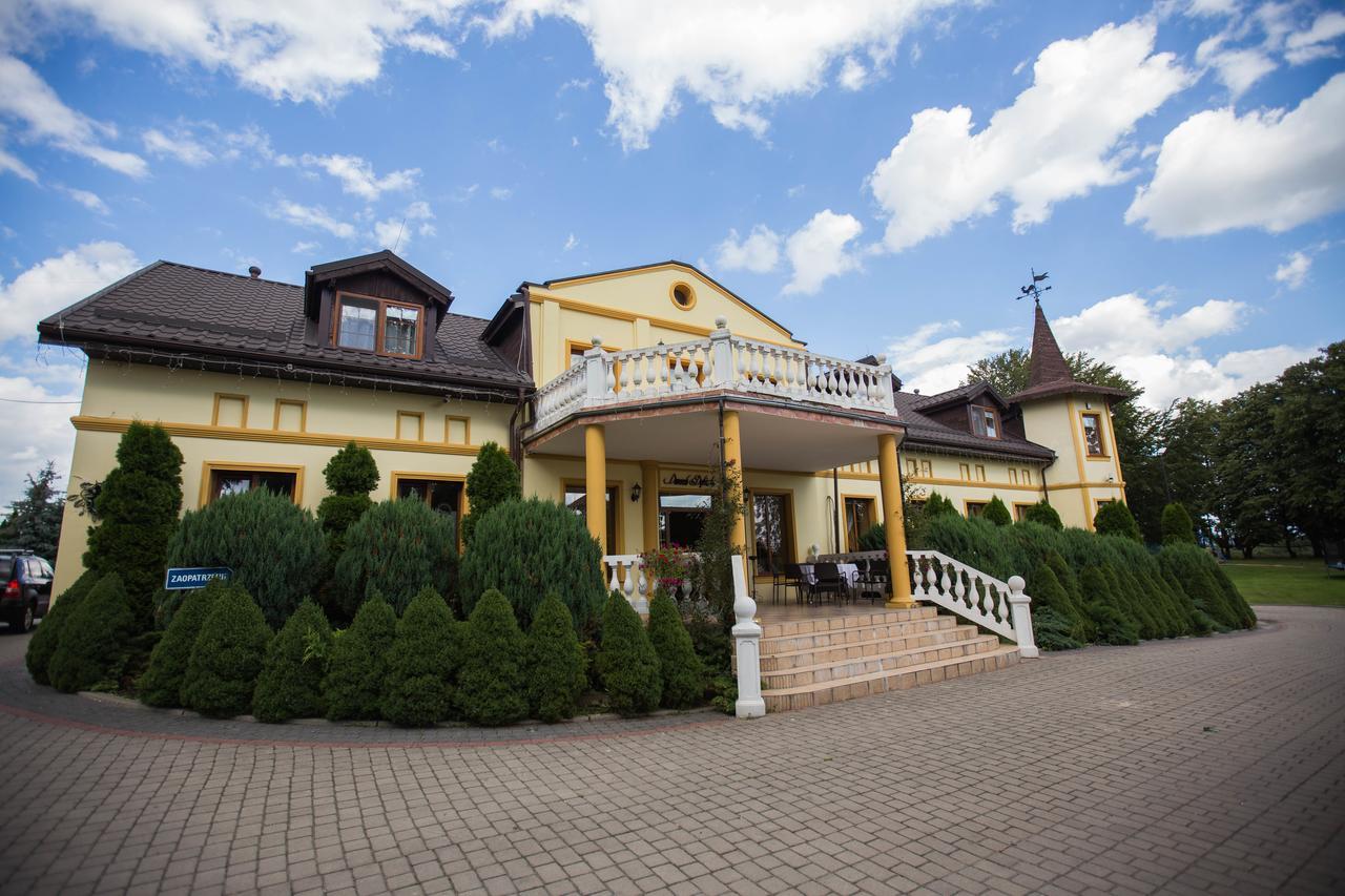 Dworek Debowko Bartoszyce Exterior photo